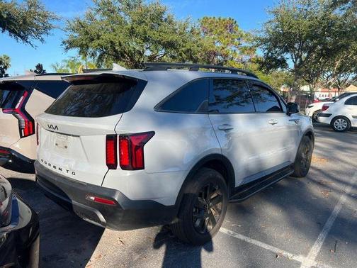 2022 Kia Sorento S