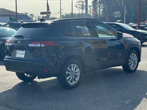2022 Toyota Corolla Cross LE