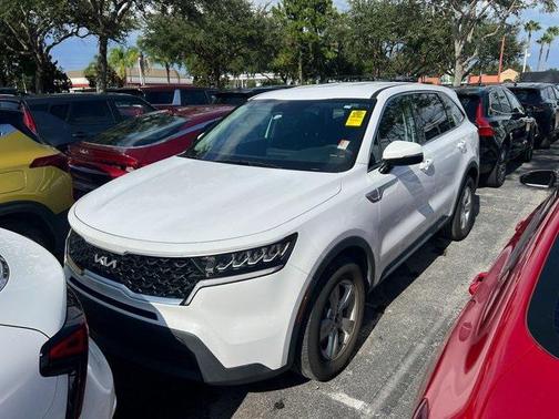 2023 Kia Sorento LX