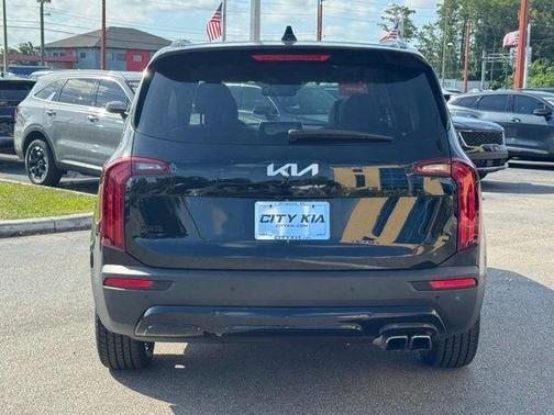Black 2022 Kia Telluride SX