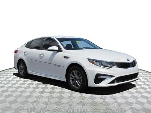2020 Kia Optima LX