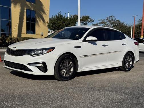 2020 Kia Optima LX