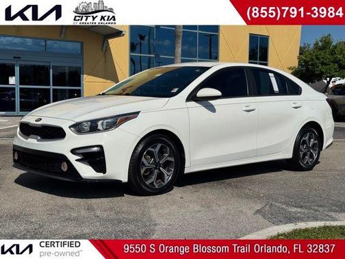 White 2021 Kia Forte LXS
