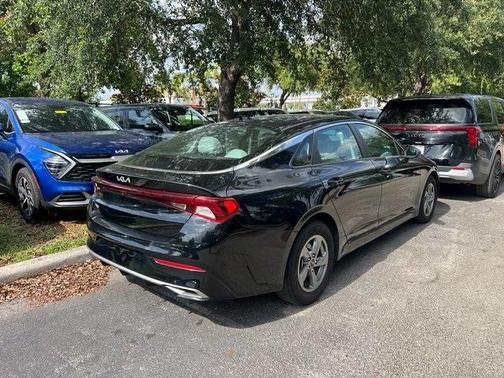 2022 Kia K5 LXS
