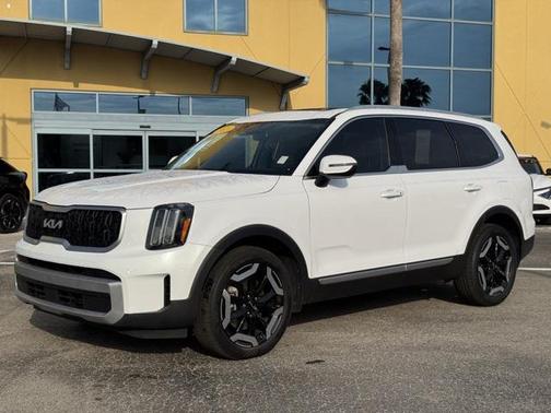 2023 Kia Telluride EX