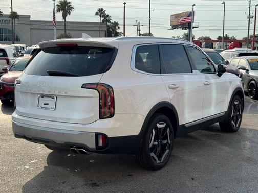 2023 Kia Telluride EX
