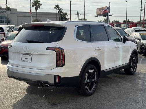 2023 Kia Telluride EX