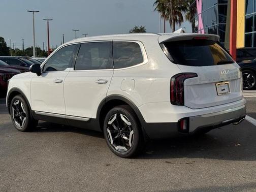 2023 Kia Telluride EX