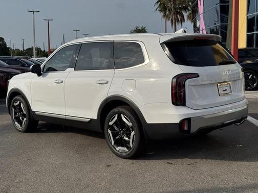 2023 Kia Telluride EX