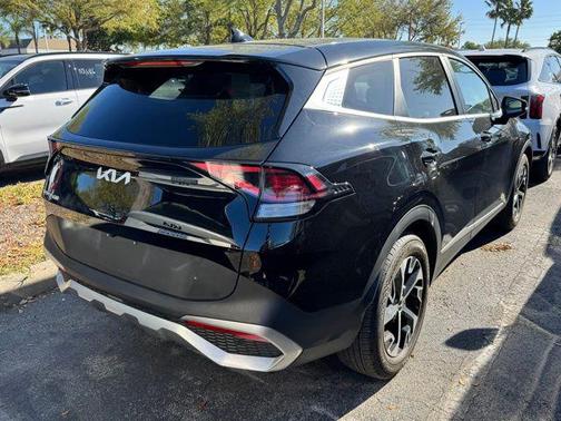 2024 Kia Sportage EX