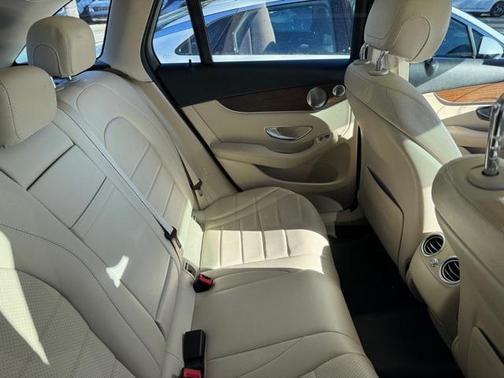 2020 Mercedes-Benz GLC 300 Base