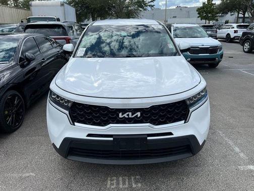 2023 Kia Sorento LX