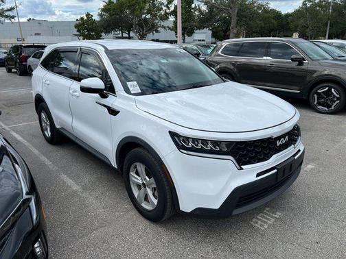 2023 Kia Sorento LX