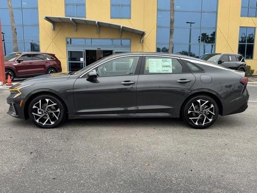 2026 Kia K5 EX