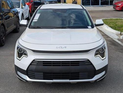 2025 Kia Niro LX