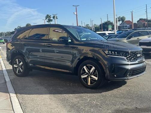 2023 Kia Sorento S