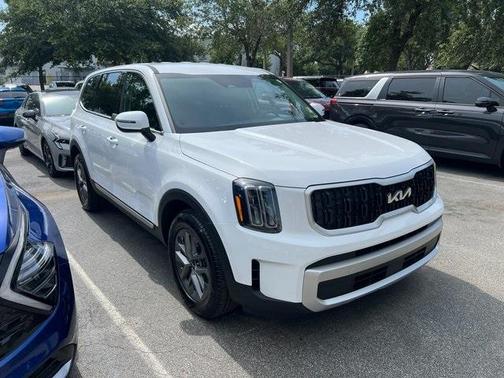 2024 Kia Telluride LX