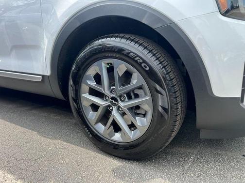 2024 Kia Telluride LX