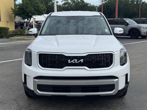 2024 Kia Telluride LX