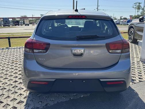 2022 Kia Rio S