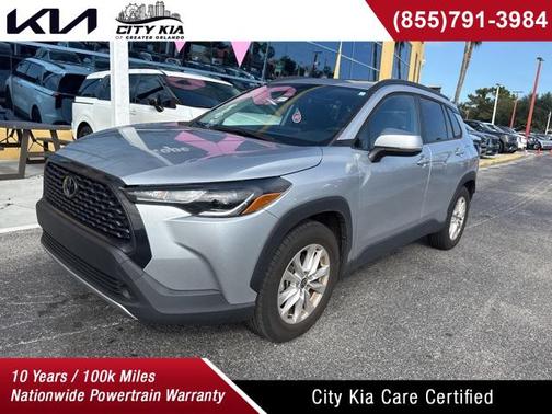 2023 Toyota Corolla Cross LE