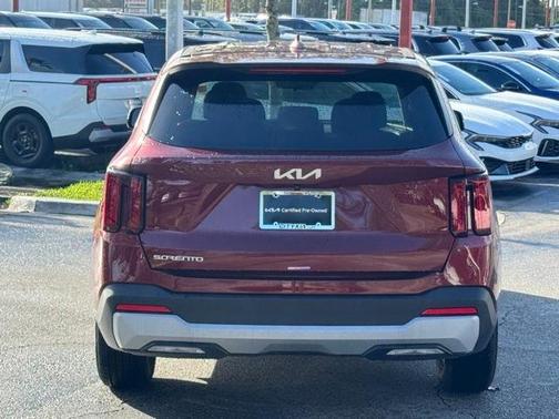 2025 Kia Sorento LX
