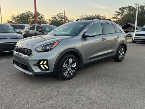 2022 Kia Niro EX Premium