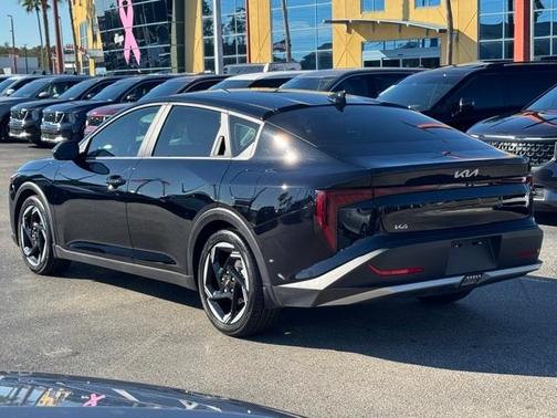 2025 Kia K4 EX