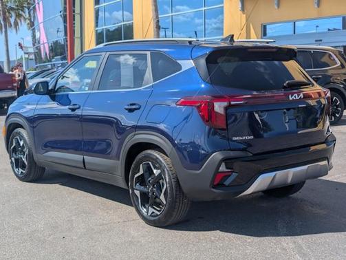 2024 Kia Seltos EX