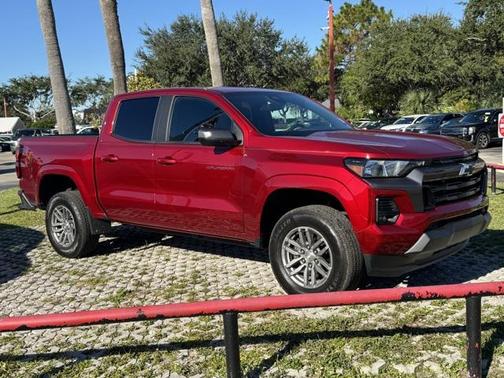 2024 Chevrolet Colorado LT