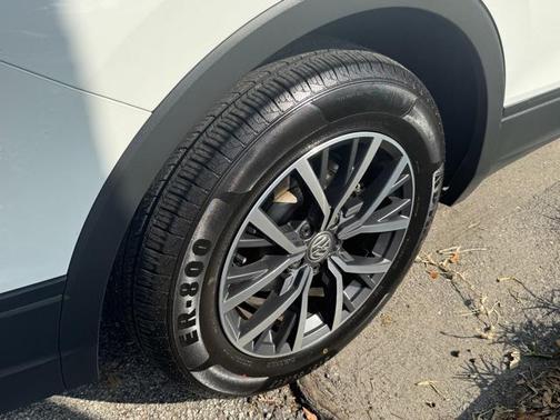 2019 Volkswagen Tiguan 2.0T SE