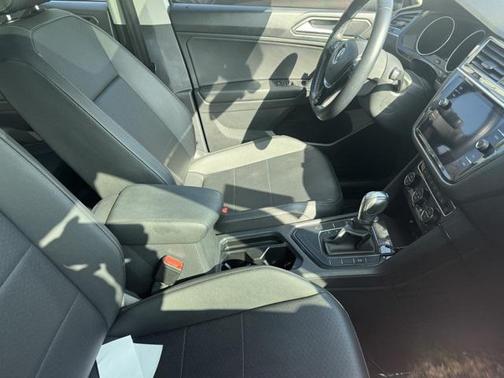 2019 Volkswagen Tiguan 2.0T SE