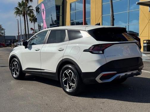 2023 Kia Sportage LX