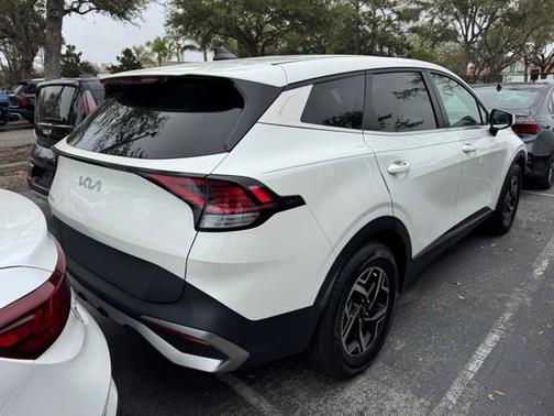 2023 Kia Sportage LX