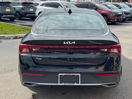2022 Kia K5 LX