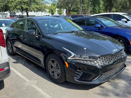2022 Kia K5 LX