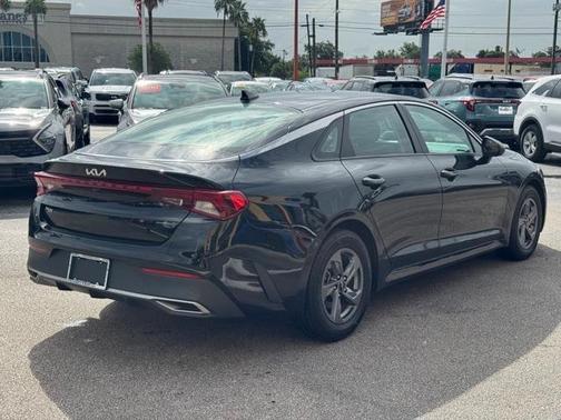 2022 Kia K5 LX