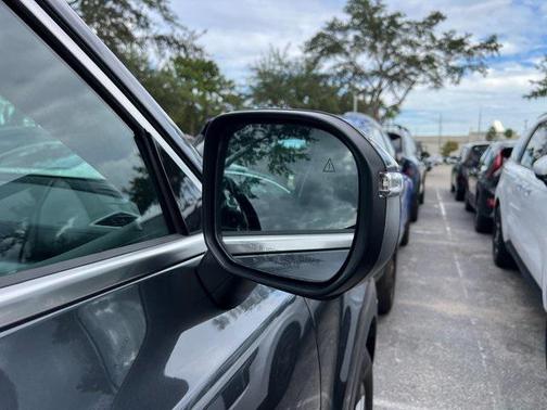 2023 Kia Telluride LX