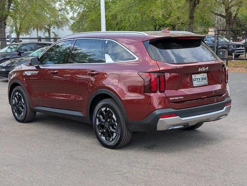 2025 Kia Sorento S