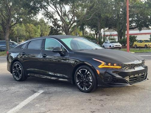 2022 Kia K5 GT-Line