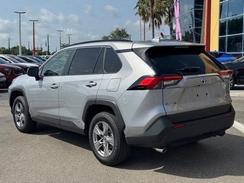 2024 Toyota RAV4 Hybrid LE