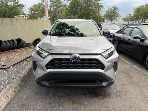 2024 Toyota RAV4 Hybrid LE