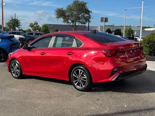 Red 2024 Kia Forte LXS