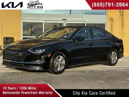2022 Hyundai SONATA SE