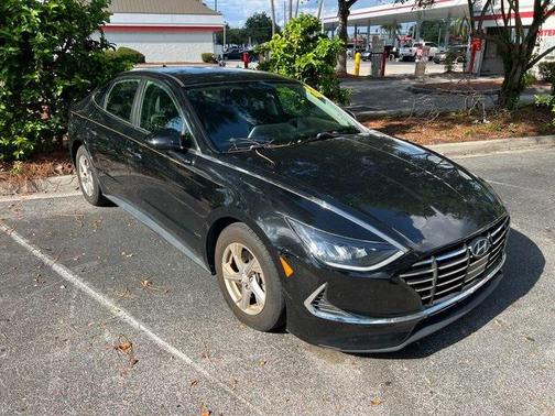 2022 Hyundai SONATA SE