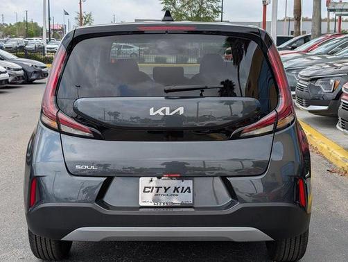 2025 Kia Soul LX