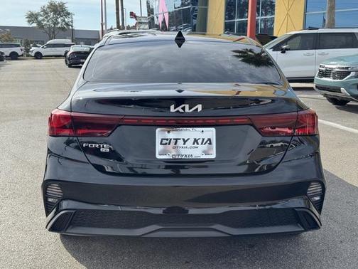 2024 Kia Forte LX