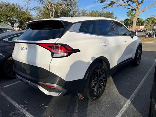 2023 Kia Sportage EX