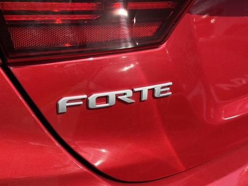 2024 Kia Forte GT