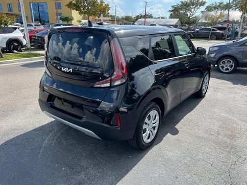 2025 Kia Soul LX